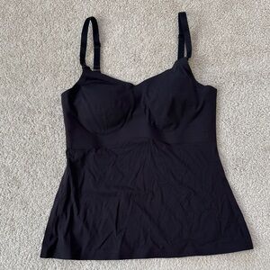 knix Nursing Tank Top Wireless Built-in Bra Black SzL